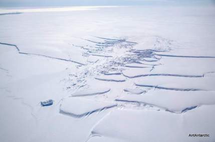McDoMcDonald Ice Rumples, Antarctica